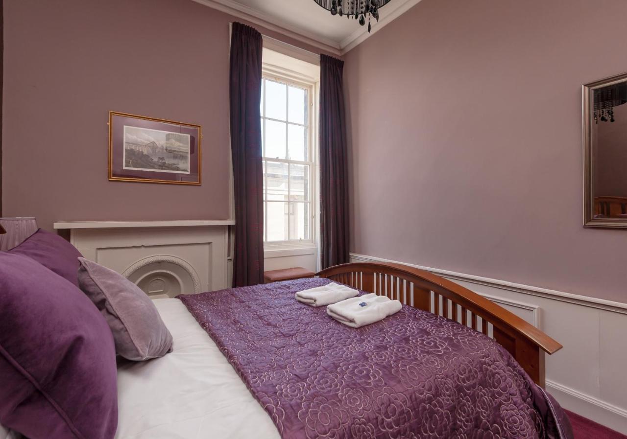 Apartamento Bank St Royal Mile Edimburgo Exterior foto